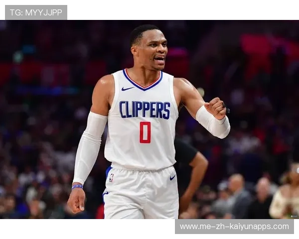 威少两年半来首次连续三场20+表现，队记盛赞全明星水准，威少成名比赛视频